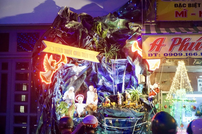 Sự trở lại của những con đường &aacute;nh s&aacute;ng khu x&oacute;m đạo T&acirc;n Ph&uacute; sau một năm trầm lắng - Ảnh 7.