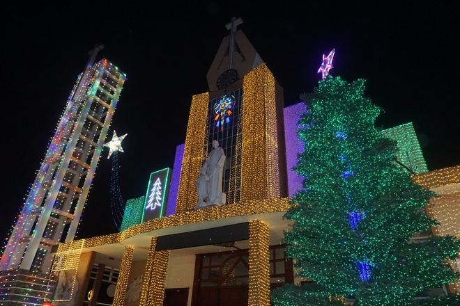 Sự trở lại của những con đường &aacute;nh s&aacute;ng khu x&oacute;m đạo T&acirc;n Ph&uacute; sau một năm trầm lắng - Ảnh 10.