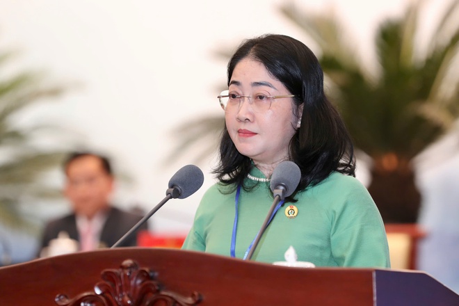 650 đại biểu dự Đại hội C&ocirc;ng đo&agrave;n TPHCM lần thứ I - Ảnh 4.