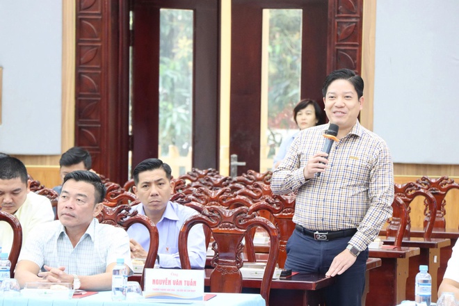 B&iacute; thư x&atilde; T&acirc;n Nhựt cam kết hỗ trợ doanh nghiệp vượt r&agrave;o cản ph&aacute;p l&yacute; - Ảnh 4.