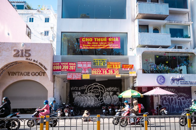 Mặt bằng kinh doanh ng&agrave;n đ&ocirc; tại TPHCM ế ẩm cuối năm - Ảnh 4.