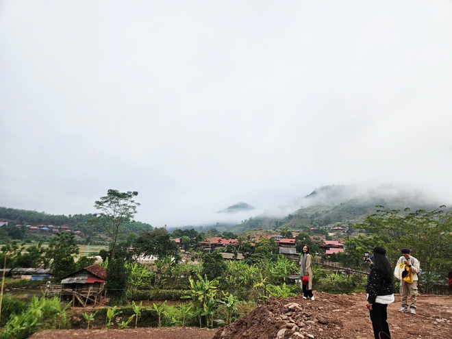 C&aacute;ch n&agrave;o n&acirc;ng cao năng lực sinh kế để hộ gia đ&igrave;nh tho&aacute;t ngh&egrave;o bền vững? - Ảnh 4.