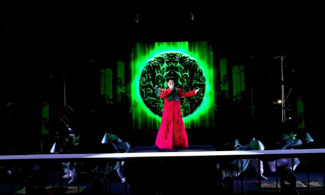 TP HCM ch&agrave;o năm mới c&ugrave;ng Mỹ T&acirc;m, Đức Ph&uacute;c... - Ảnh 1.