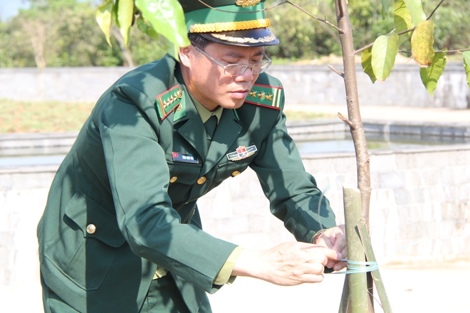 Rộn ràng chương trình “Tháng ba biên giới” tại huyện vùng cao TP Huế- Ảnh 19.