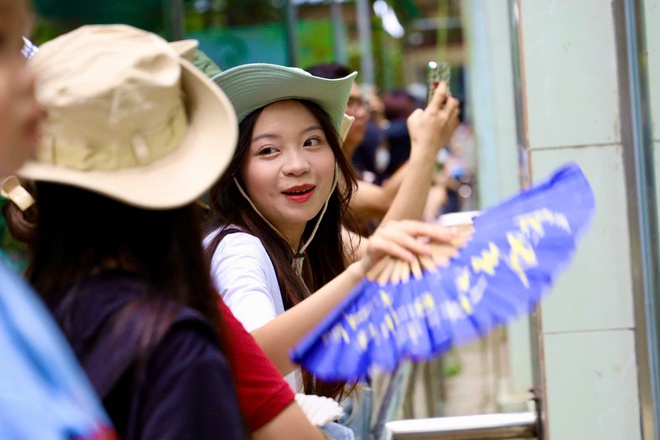 Sinh nhật hổ Bình – Dương ở Thảo Cầm Viên và lời chia tay "ông ngoại" Tây - Ảnh 7.