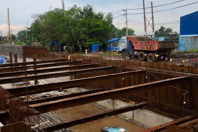 Cận cảnh tiến độ bấp bênh ở Vành đai 3 phía Tây- Ảnh 6. Cận cảnh tiến độ bấp bênh ở Vành đai 3 phía Tây- Ảnh 6.