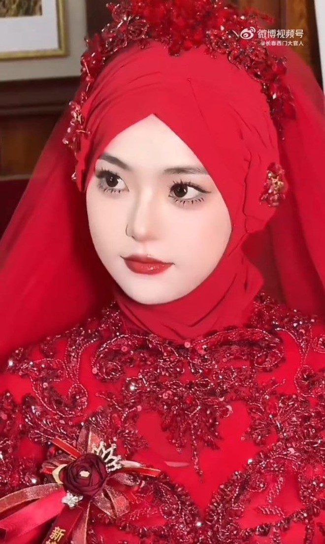 Cô dâu bị nghi là AI vì quá đẹp - Ảnh 1.