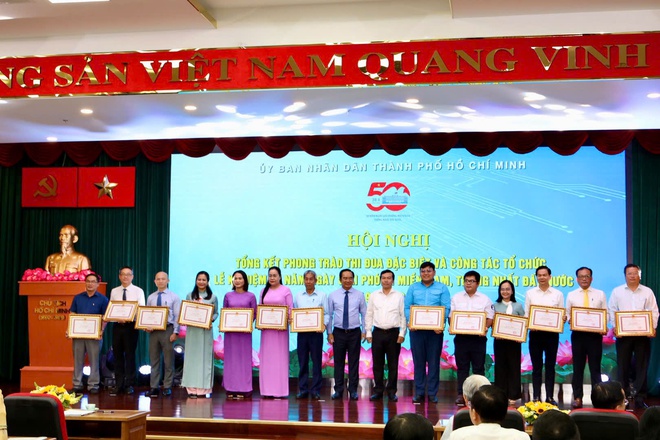 Đại lễ 50 năm ngày thống nhất đất nước: TP HCM khẳng định vị thế đầu tàu cả nước- Ảnh 9. Đại lễ 50 năm ngày thống nhất đất nước: TP HCM khẳng định vị thế đầu tàu cả nước- Ảnh 9.