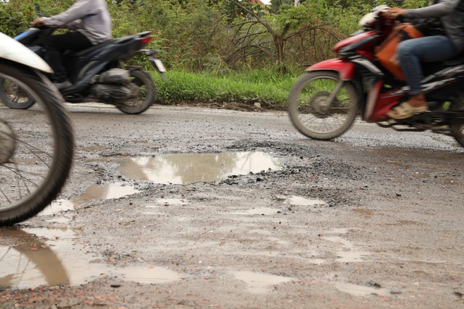 "Con đường thử thách" tái xuất giữa mùa mưa TP Thủ Đức - Ảnh 3.