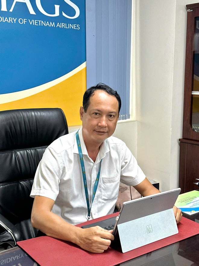 Giữ bình tĩnh giữa mưa giông: Câu chuyện ở sân bay Tân Sơn Nhất - Ảnh 2.