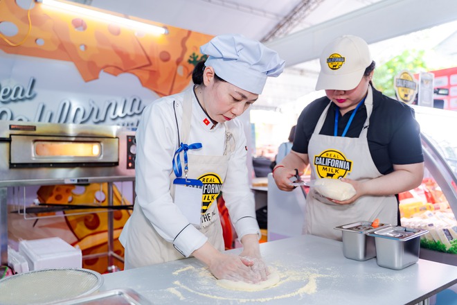 Thưởng thức bò Mỹ và pizza miễn phí tại TP HCM dịp Khám phá Nông nghiệp Hoa Kỳ - Ảnh 23.