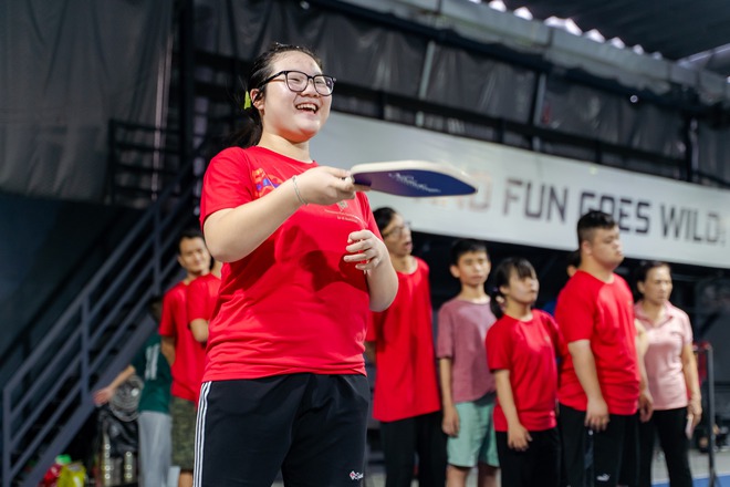 VIDEO: Ấm áp lớp học pickleball miễn phí cho trẻ tự kỷ, khuyết tật trí tuệ- Ảnh 9. VIDEO: Ấm áp lớp học pickleball miễn phí cho trẻ tự kỷ, khuyết tật trí tuệ- Ảnh 9.