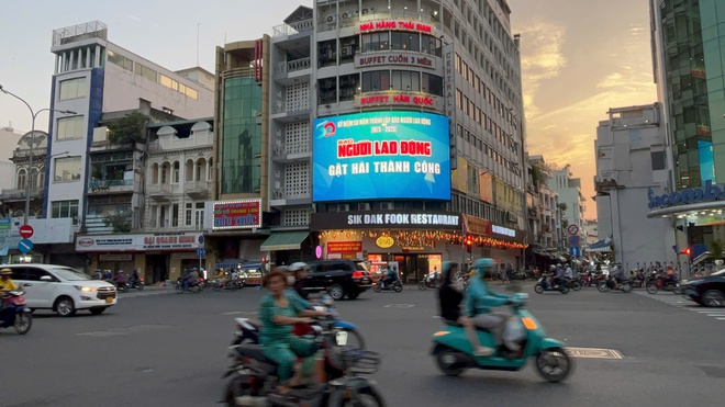 Hành trình nửa thế kỷ Báo Người Lao Động rực rỡ giữa lòng TP HCM- Ảnh 4.
