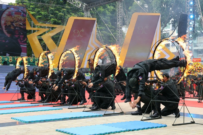 Giám đốc Công an Cần Thơ nói về việc thực hiện 6 nhiệm vụ trọng tâm - Ảnh 5.