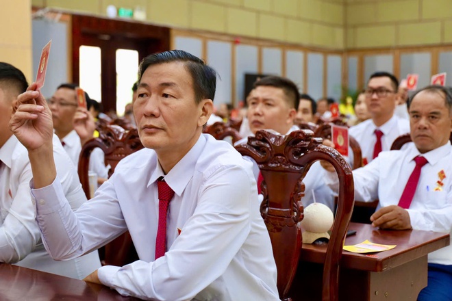 Ông Nguyễn Thanh Nhã giữ chức Bí thư Đảng ủy xã Tân Vĩnh Lộc - Ảnh 8.