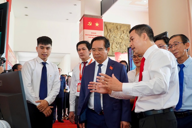 Bí thư Nguyễn Văn Nên dự, chỉ đạo Đại hội đại biểu Đảng bộ UBND TP HCM lần thứ I - Ảnh 9.