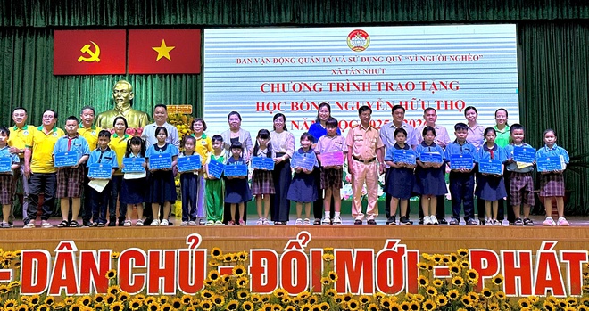 TP HCM: Nhiều hoạt động ý nghĩa chăm lo an sinh, tiếp sức học sinh nghèo- Ảnh 8.