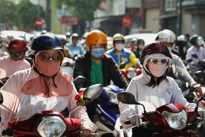 Tắc nghẽn giao thông đường Bạch Đằng: Cửa ngõ quan trọng vào sân bay Tân Sơn Nhất - Ảnh 6. Tắc nghẽn giao thông đường Bạch Đằng: Cửa ngõ quan trọng vào sân bay Tân Sơn Nhất - Ảnh 6.