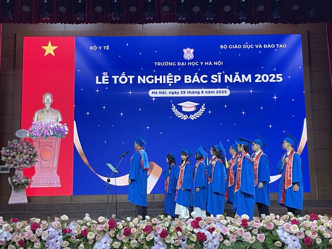 Chân dung thủ khoa kép "siêu hiếm" của Đại học Y Hà Nội - Ảnh 3.