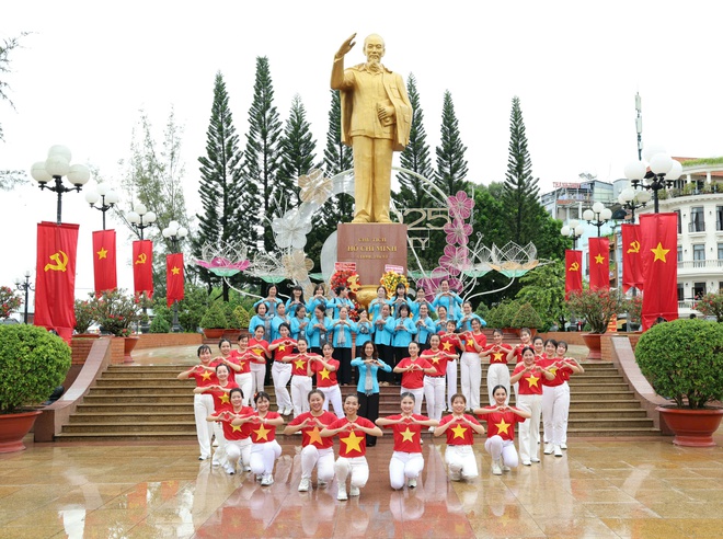 Cần Thơ: Sinh viên Ấn Độ rộn ràng mừng lễ Quốc khánh 2-9 - Ảnh 22.