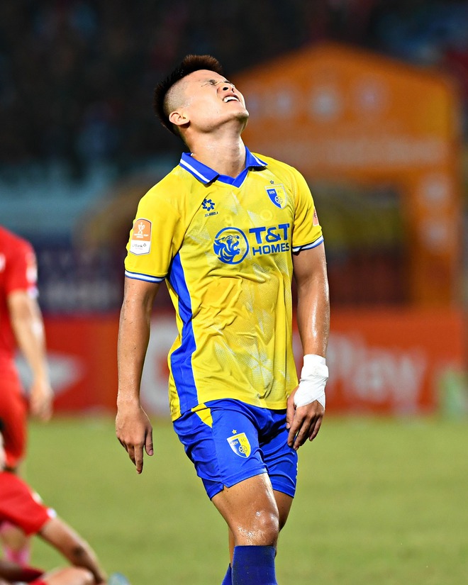 CLB Hà Nội "trảm tướng" sau 3 vòng đấu tại V-League 2025-2026 - Ảnh 2.