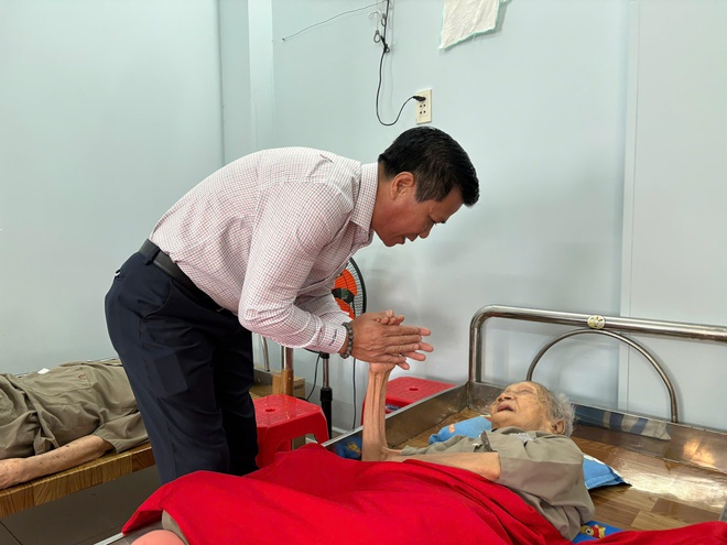 Kim Oanh Group lan tỏa yêu thương đến gần 1.000 cụ già neo đơn mùa Vu Lan - Ảnh 13.