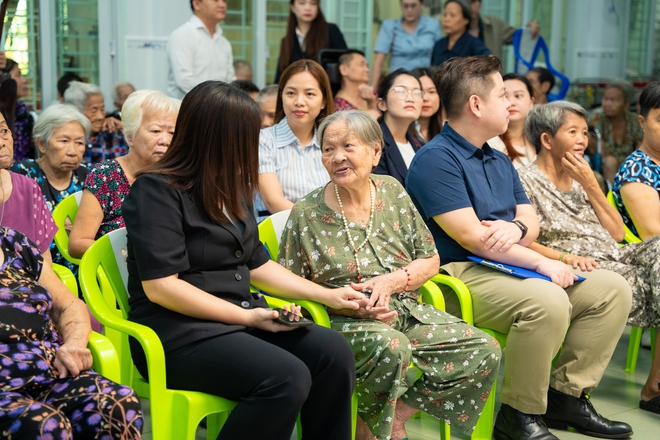 Kim Oanh Group lan tỏa yêu thương đến gần 1.000 cụ già neo đơn mùa Vu Lan - Ảnh 16.