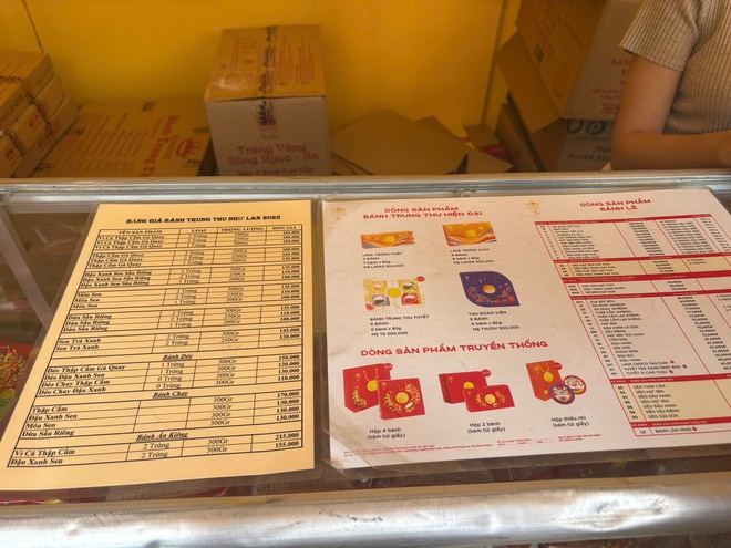 VIDEO: Bánh trung thu tại TP HCM “đại hạ giá” - Ảnh 5.