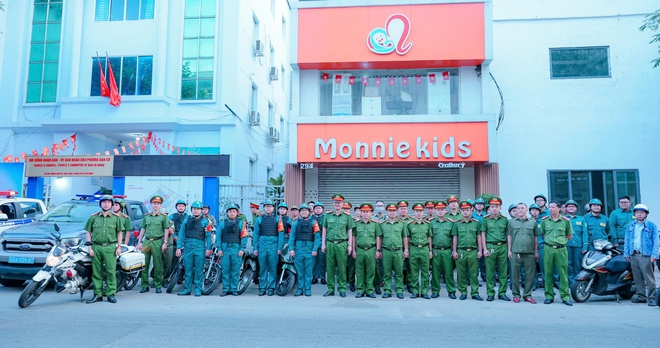 TPHCM: Phường B&agrave;n Cờ mở cao điểm xử l&yacute; lấn chiếm l&ograve;ng đường, vỉa h&egrave;, "xe d&ugrave; bến c&oacute;c" - Ảnh 4.