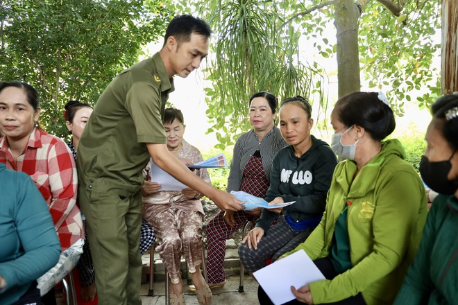Chăm lo Tết Nguy&ecirc;n đ&aacute;n  B&iacute;nh Ngọ, tiếp sức c&ocirc;ng nh&acirc;n, lao động kh&oacute; khăn - Ảnh 6.