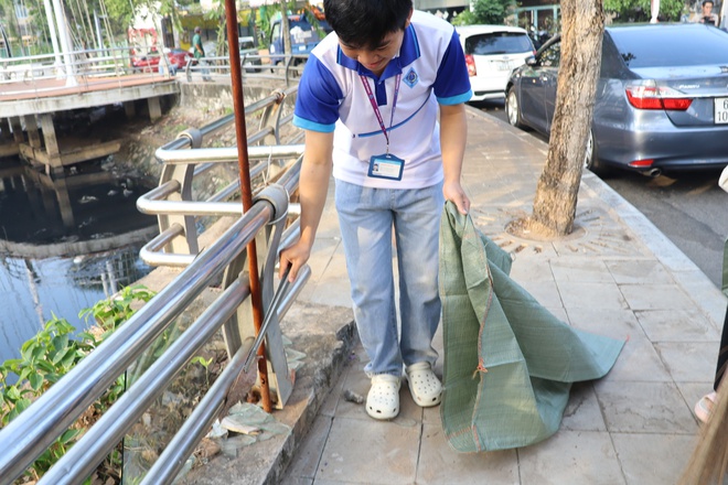 Phường Ninh Kiều Cần Thơ ra qu&acirc;n vệ sinh m&ocirc;i trường đ&oacute;n Tết 2026 - Ảnh 5.