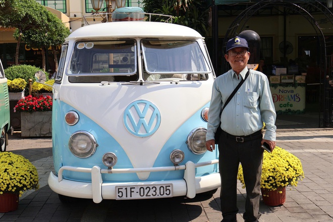 Trưng b&agrave;y xe cổ miễn ph&iacute; h&uacute;t kh&aacute;ch tham quan dịp Tết ở TP HCM   - Ảnh 6.