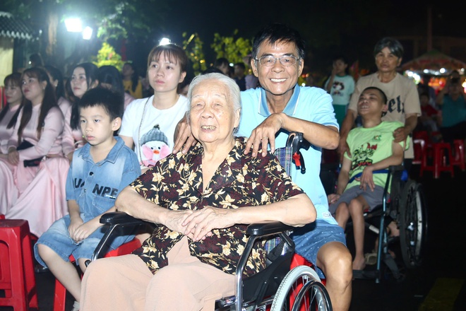 TPHCM: Khai mạc Chợ hoa Tết B&igrave;nh Đ&ocirc;ng - Xu&acirc;n B&iacute;nh Ngọ 2026 - Ảnh 8.