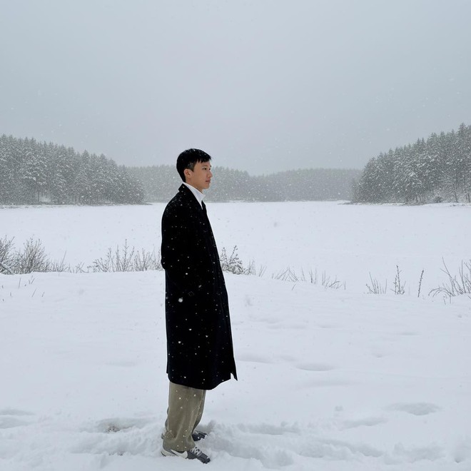 Điểm lại những trend AI "làm mưa làm gió" mạng xã hội năm 2025 - Ảnh 3.