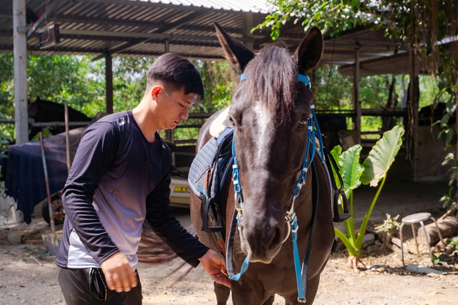 VIDEO: Thủ phủ chiến m&atilde; vang b&oacute;ng một thời b&acirc;y giờ ra sao? - Ảnh 16.