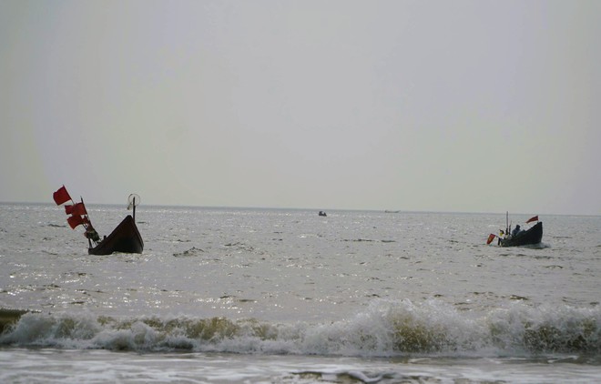 Gần 1 triệu đồng/kg c&aacute; khoai, ngư d&acirc;n hồ hởi "x&ocirc;ng biển" ng&agrave;y đầu năm mới - Ảnh 3.