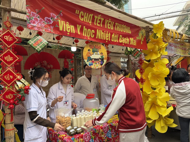 Chăm lo Tết cho bệnh nh&acirc;n kh&oacute; khăn - Ảnh 6.