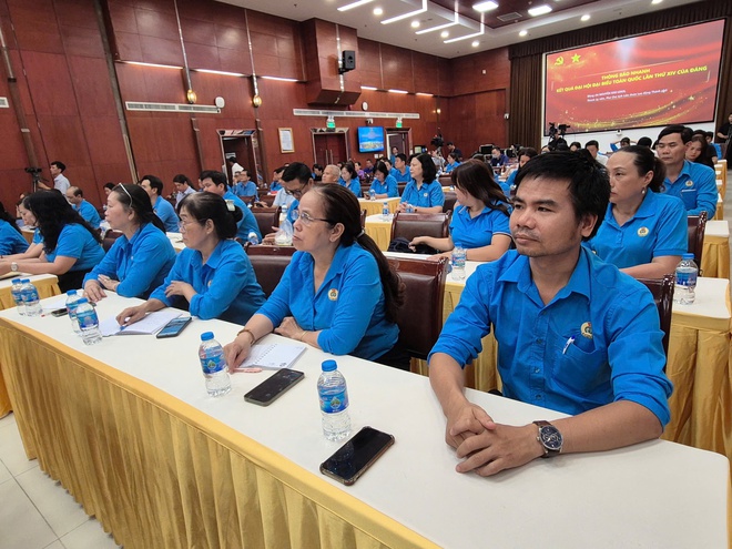LĐLĐ TPHCM th&ocirc;ng tin kết quả Đại hội đại biểu to&agrave;n quốc lần thứ XIV của Đảng đến c&aacute;n bộ C&ocirc;ng đo&agrave;n - Ảnh 2.