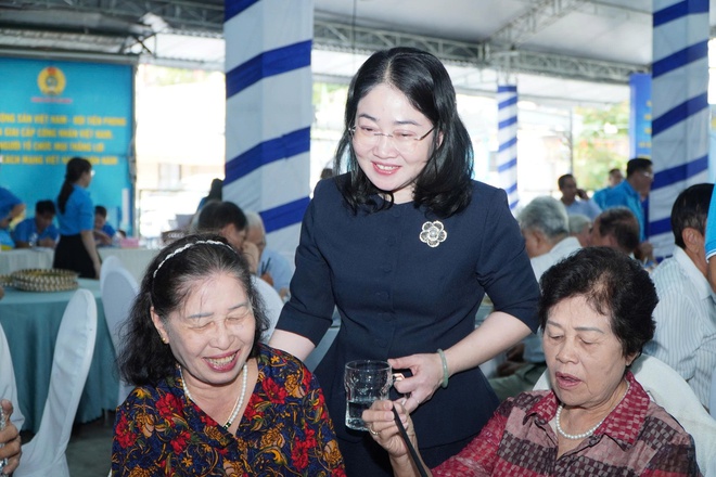 LĐLĐ TP HCM họp mặt c&aacute;n bộ C&ocirc;ng vận &ndash; C&ocirc;ng đo&agrave;n hưu tr&iacute; mừng Xu&acirc;n B&iacute;nh Ngọ 2026 - Ảnh 2.