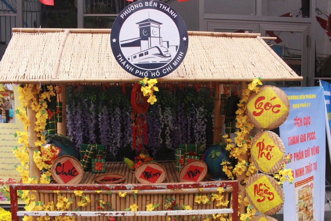 Sắc xu&acirc;n len lỏi v&agrave;o từng con hẻm TP HCM - Ảnh 3.