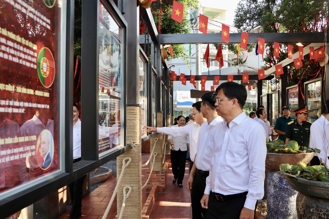 C&ocirc;ng vi&ecirc;n Nguyễn Tư Nghi&ecirc;m ở TPHCM: S&acirc;n pickelball v&agrave; cầu l&ocirc;ng hiện đại - Ảnh 6.