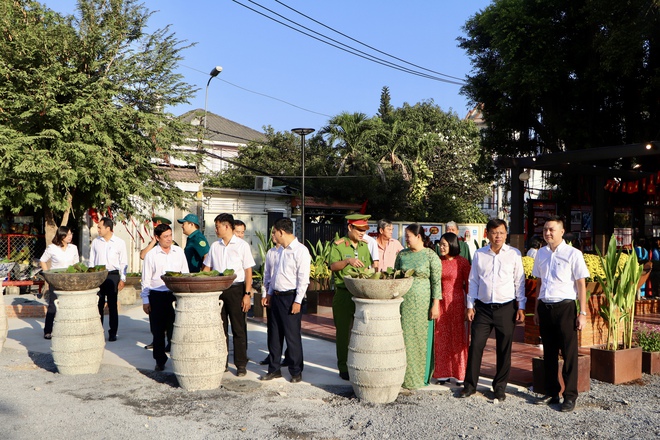 C&ocirc;ng vi&ecirc;n Nguyễn Tư Nghi&ecirc;m ở TPHCM: S&acirc;n pickelball v&agrave; cầu l&ocirc;ng hiện đại - Ảnh 8.