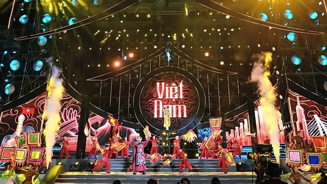 TP HCM: Đặc sắc Đ&ecirc;m Thơ Việt Nam 2026 "Hồn Thơ Việt" - Ảnh 2.