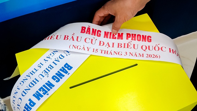 VIDEO: Nhảy d&acirc;n vũ, thi trang tr&iacute; điểm bỏ phiếu ch&agrave;o mừng ng&agrave;y bầu cử - Ảnh 16.