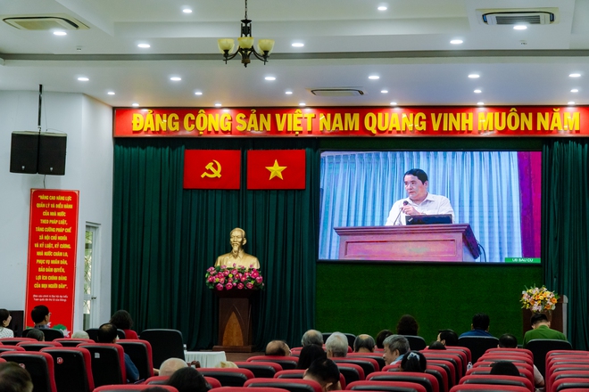  Nhảy dân vũ, thi trang trí điểm bỏ phiếu chào mừng ngày bầu cử - Ảnh 11.