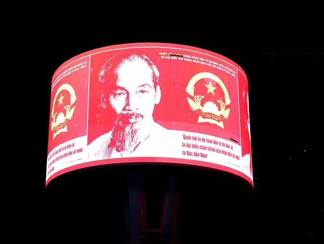 TP Cần Thơ rực rỡ sắc m&agrave;u trước ng&agrave;y bầu cử - Ảnh 6.