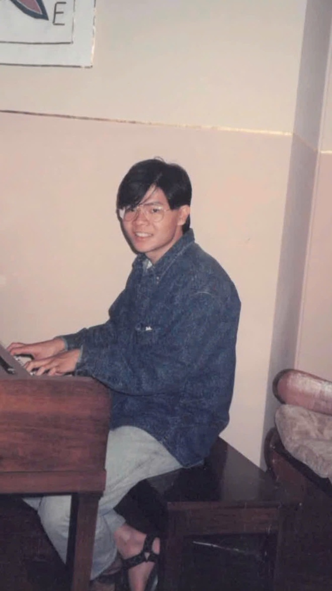 Thủ tướng Singapore Lawrence Wong &ldquo;đu trend&rdquo; 1990, d&acirc;n mạng đ&ograve;i &ldquo;t&oacute;c mullet trở lại&rdquo; - Ảnh 4.