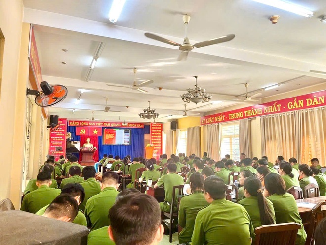 - Ảnh 5. - Ảnh 5.