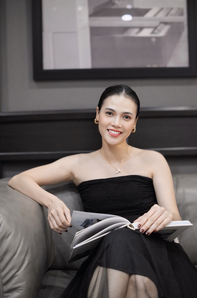 Diễn vi&ecirc;n L&ecirc; Th&uacute;y: "T&ocirc;i muốn kh&aacute;n giả nhớ đến m&igrave;nh bằng chiều s&acirc;u nh&acirc;n vật" - Ảnh 10.