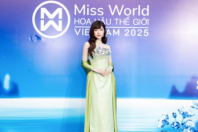 Cận cảnh nhan sắc ng&agrave;y c&agrave;ng thăng hạng của Hoa hậu T&ocirc; Diệp H&agrave;  - Ảnh 7.